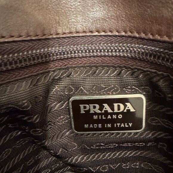 Authentic Prada Camel leather handbag - Picture 6 of 15